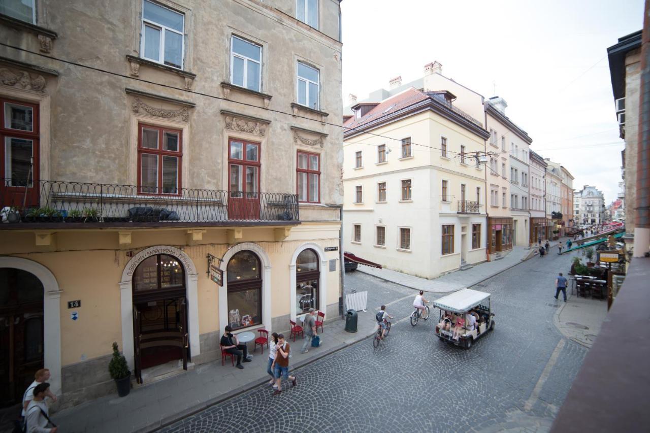Apartment On Virmenska 3, With 2 Separate Bedrooms Лвив Екстериор снимка